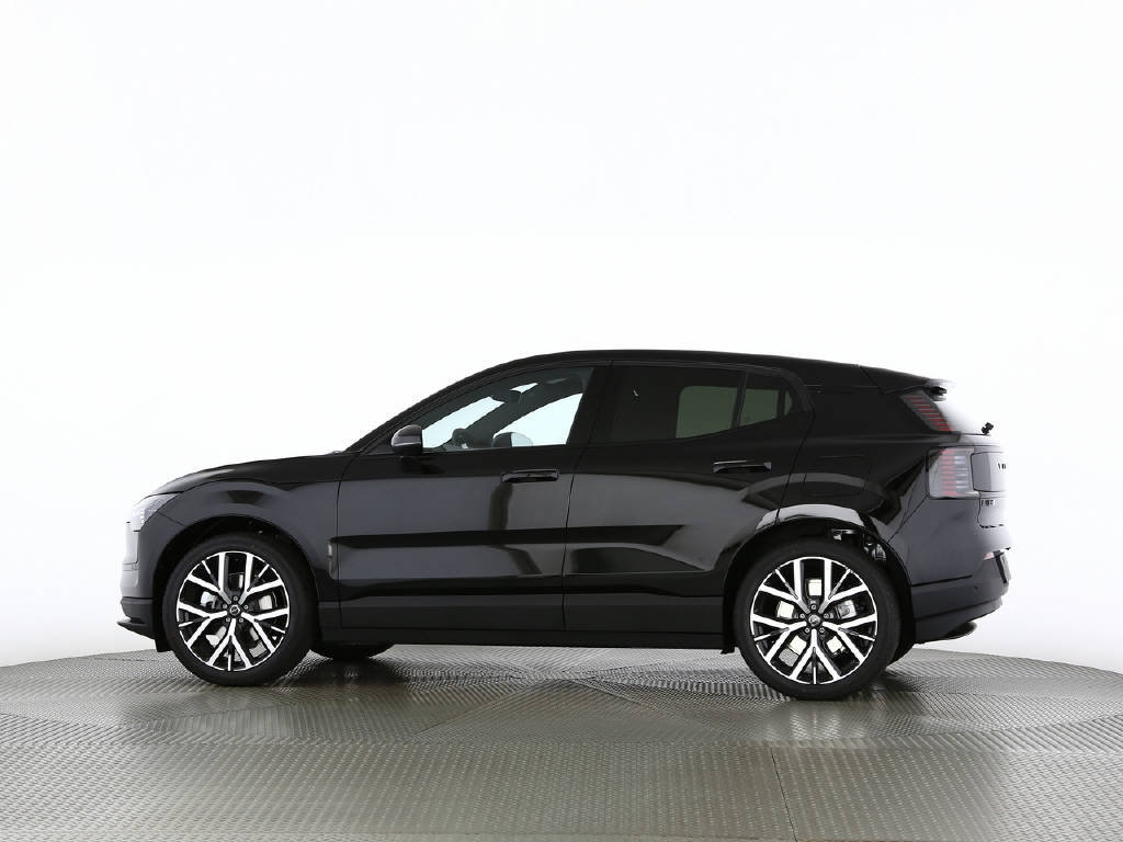 VOLVO EX30 P5 Plus Swiss Black Edition Extended Range, Elektro, Neuwagen, Automatik - 6