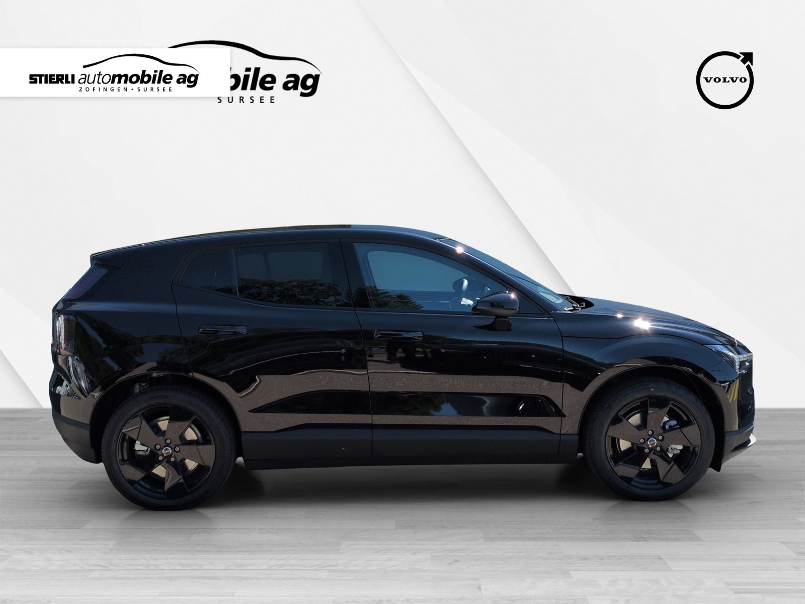 VOLVO EX30 E60 Plus Swiss Black Edition, Elettrica, Auto nuove, Automatico - 4