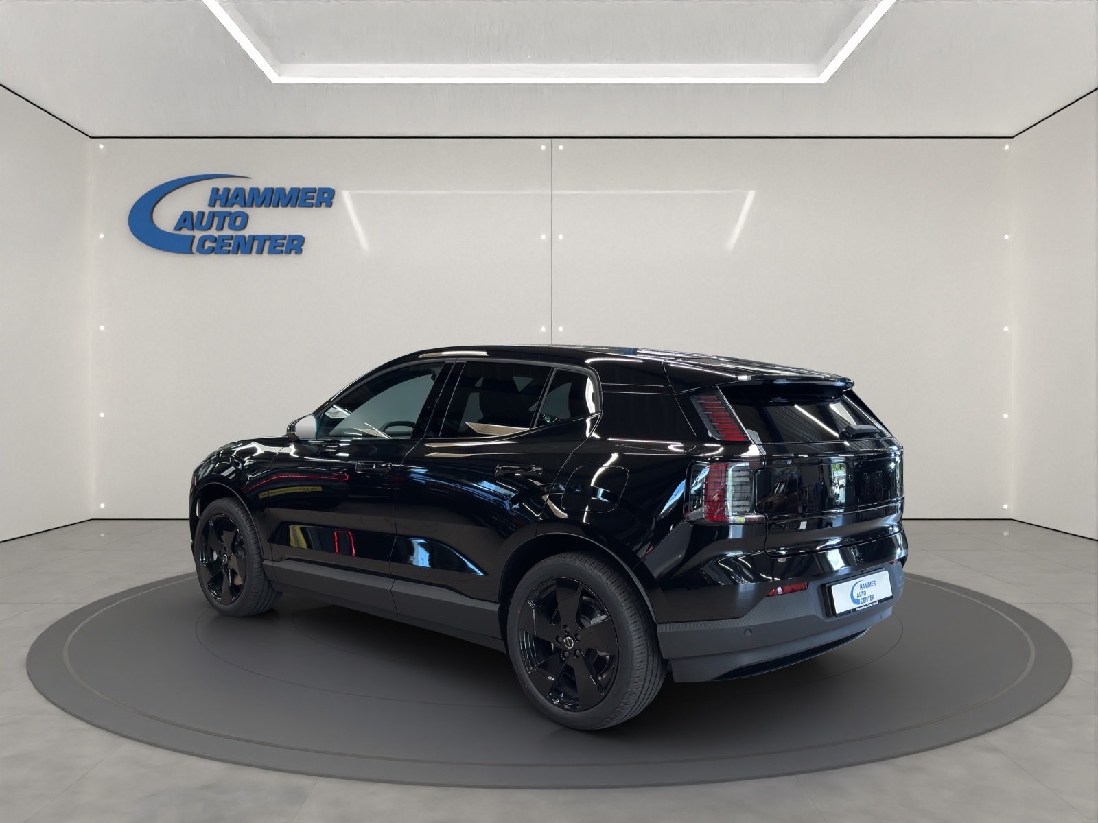 VOLVO EX30 E60 Plus Swiss Black Edition, Électrique, Voiture nouvelle, Automatique - 3