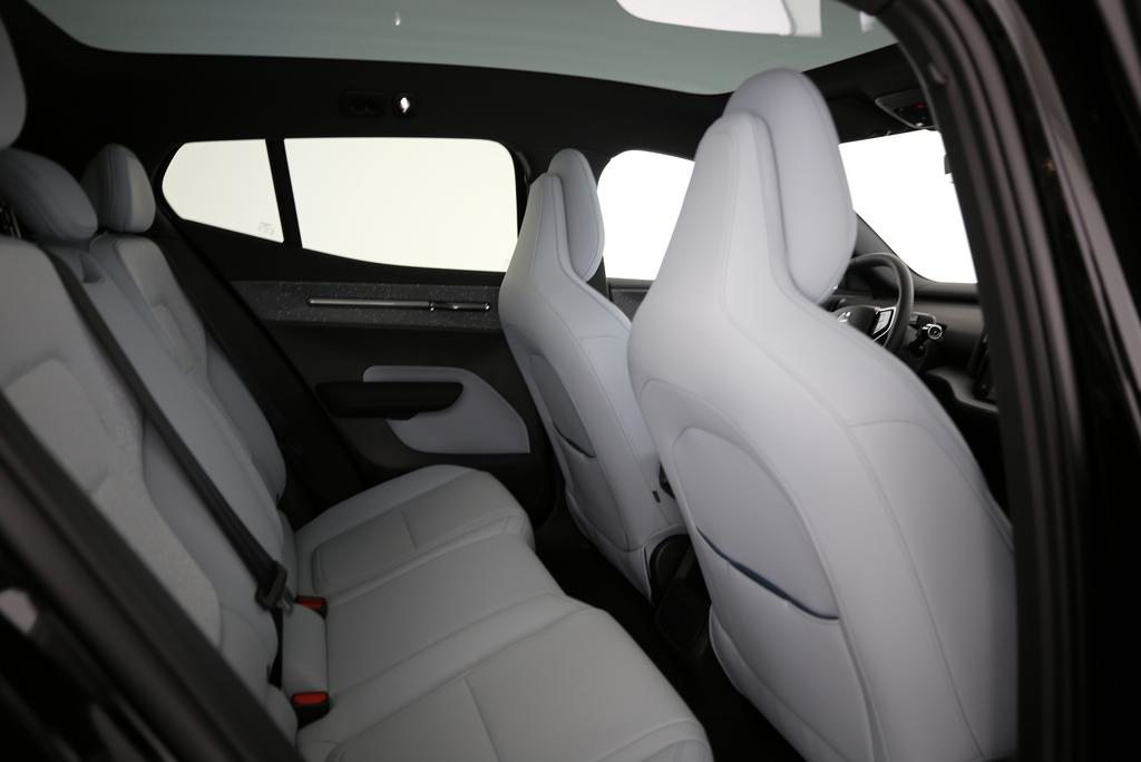 VOLVO EX30 E60 Twin Ultra Performance AWD, Electric, New car, Automatic - 5