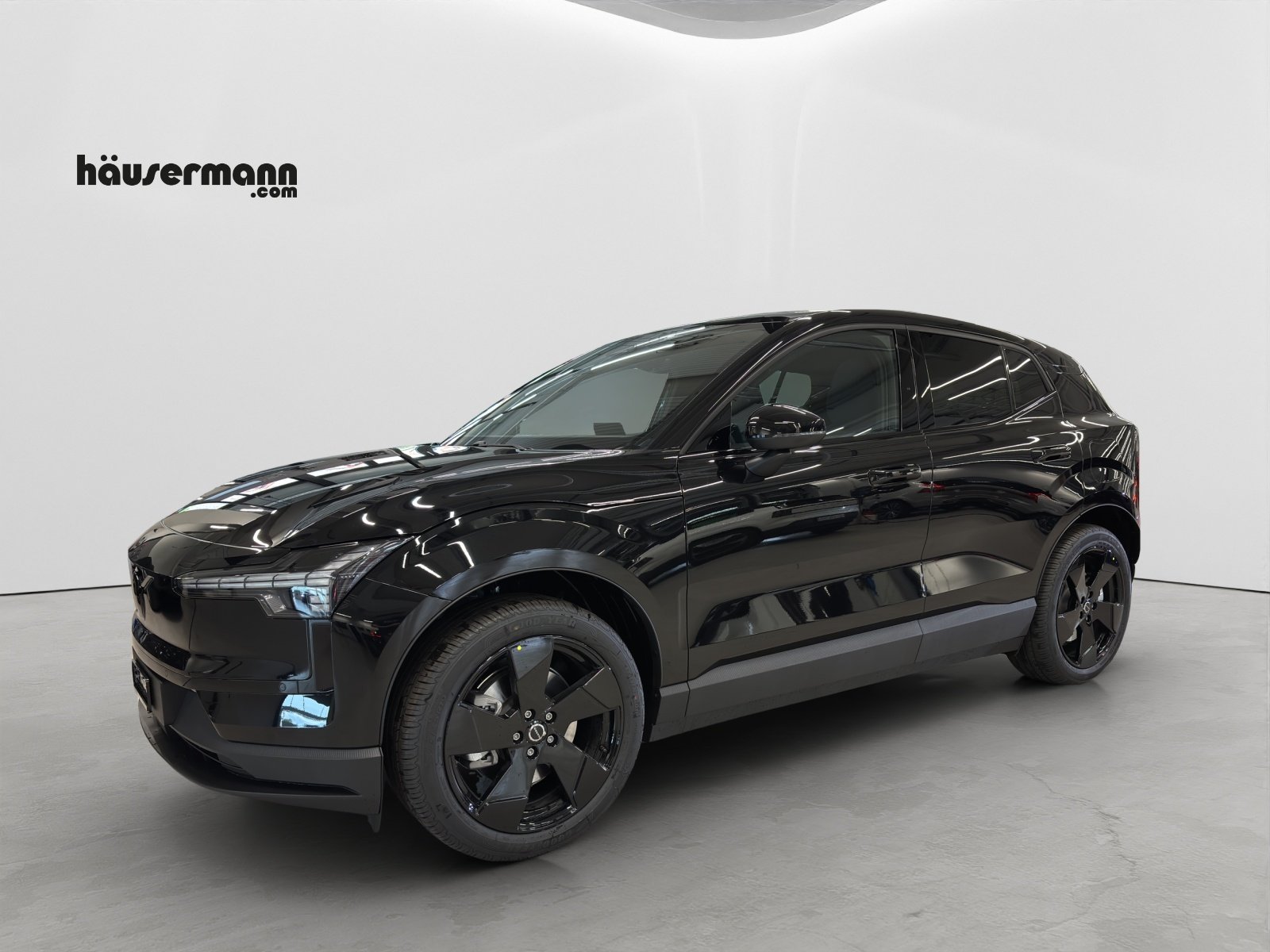 VOLVO EX30 Plus XCENTRIC Black Edition