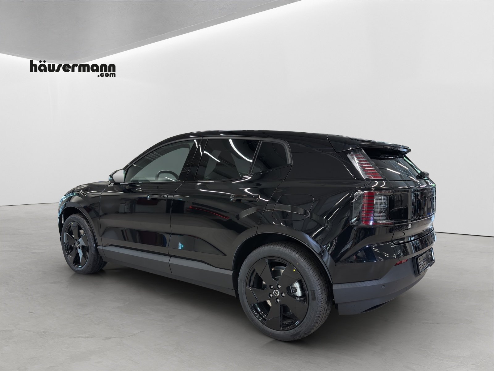 VOLVO EX30 Plus XCENTRIC Black Edition, Elektro, Neuwagen, Automatik - 3