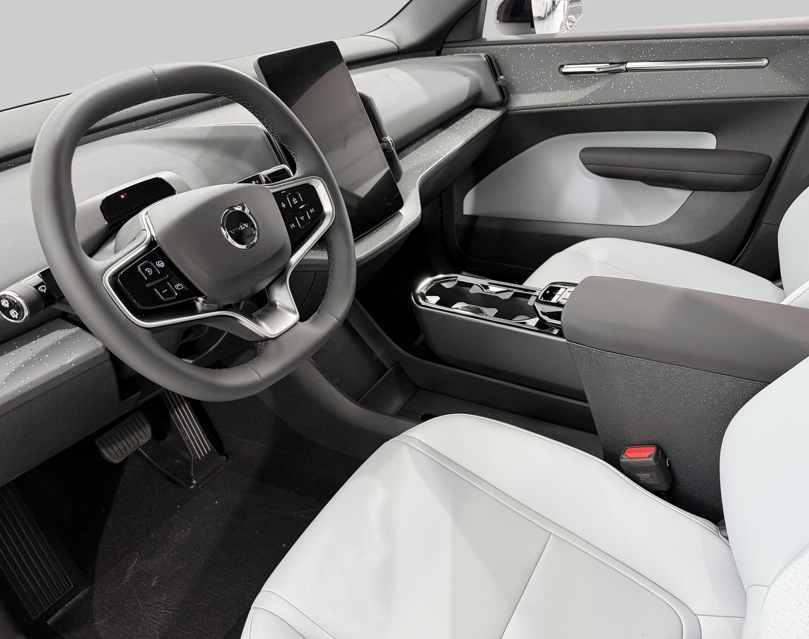 VOLVO EX30 E60 Twin Ultra Performanc, Electric, New car, Automatic - 3