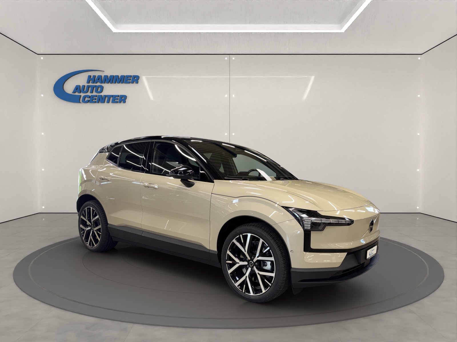 VOLVO EX30 P8 Ultra AWD, Elektro, Neuwagen, Automatik - 6