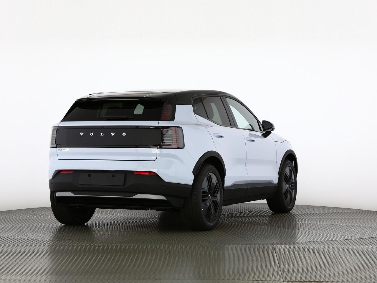 VOLVO EX30 CC P8 Ultra AWD, Électrique, Voiture nouvelle, Automatique - 2
