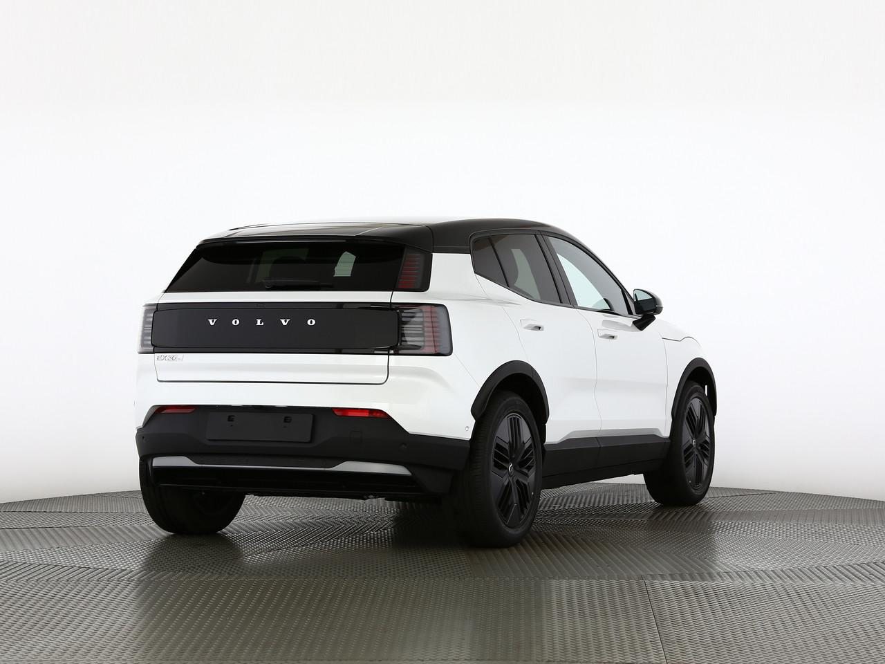 VOLVO EX30 CC P8 Ultra AWD, Électrique, Voiture nouvelle, Automatique - 2