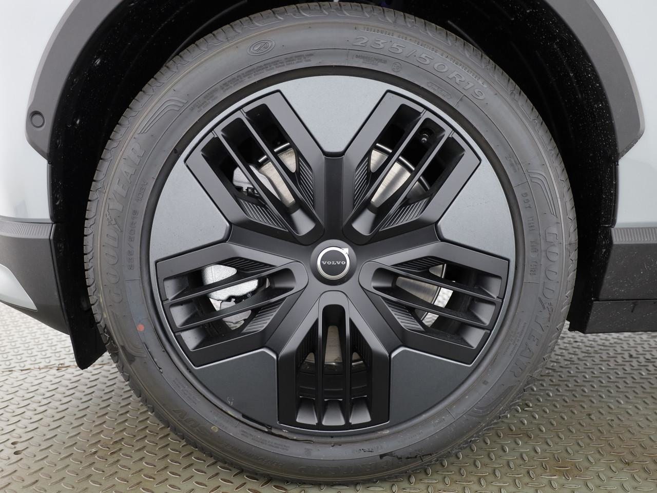 VOLVO EX30 CC P8 Ultra AWD, Électrique, Voiture nouvelle, Automatique - 6