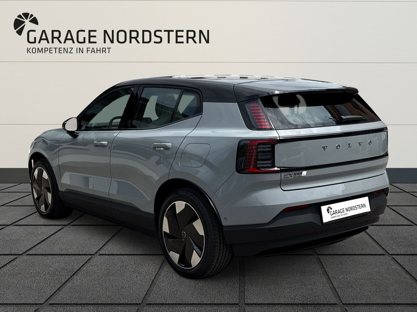 VOLVO EX30 E60 Twin Ultra Performance AWD, Elettrica, Auto nuove, Automatico - 3