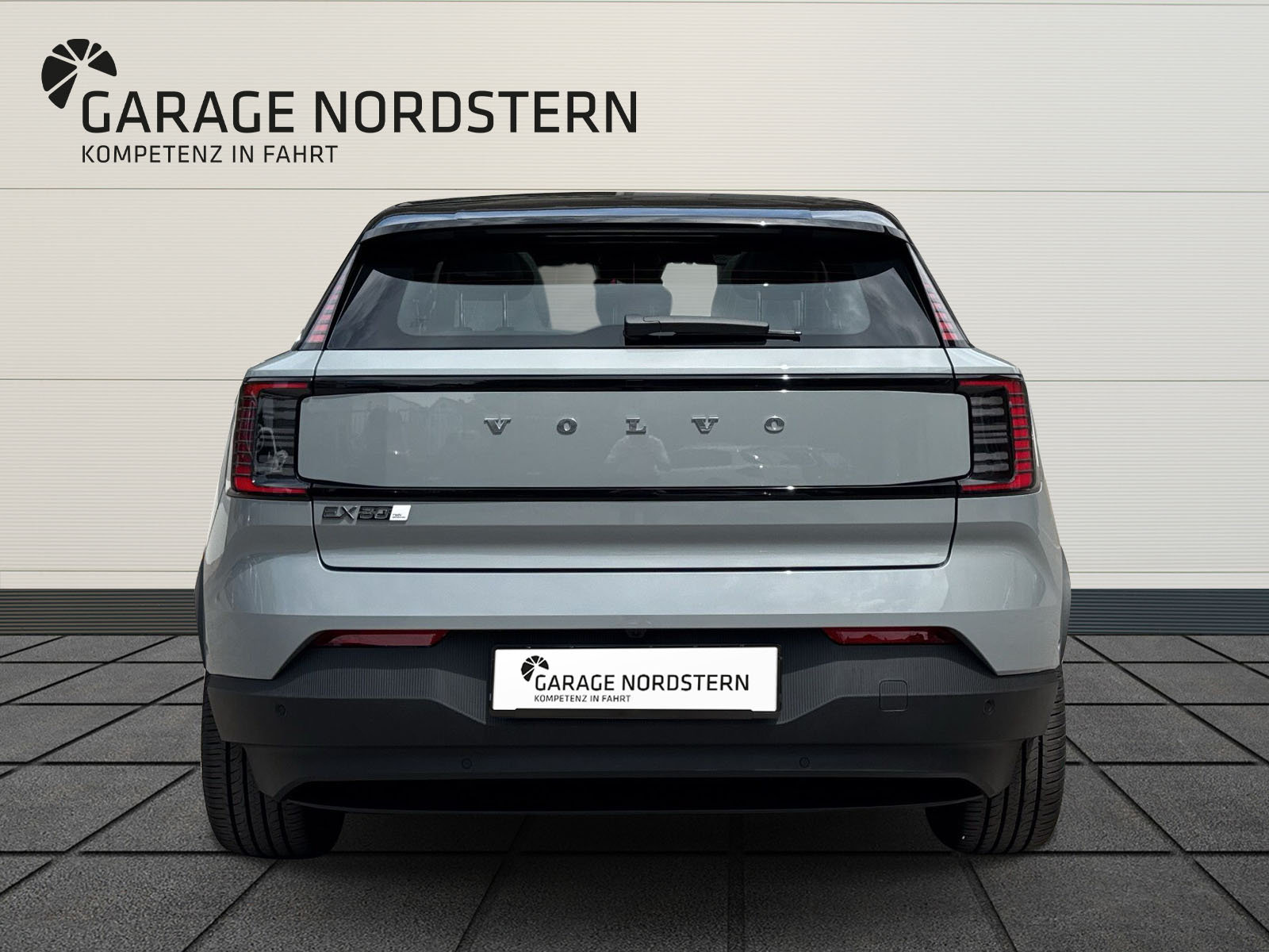 VOLVO EX30 E60 Twin Ultra Performance AWD, Elettrica, Auto nuove, Automatico - 4