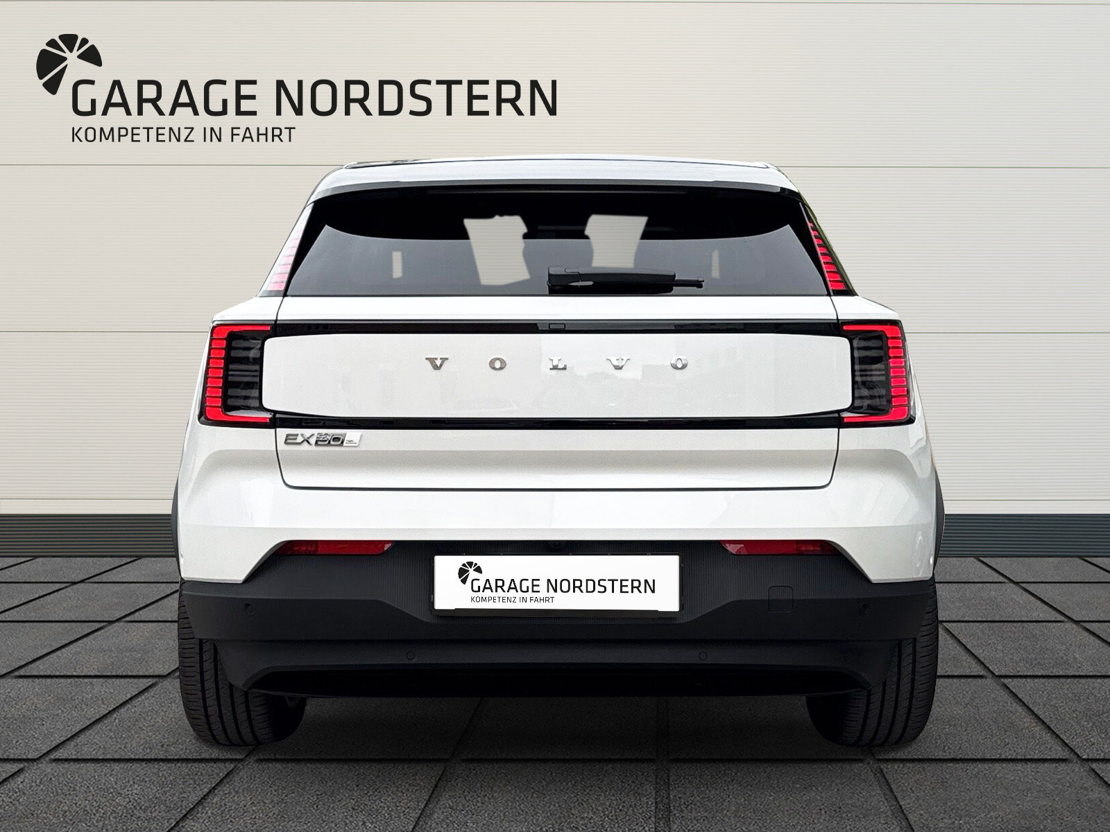 VOLVO EX30 E60 Twin Ultra Performance AWD, Elettrica, Auto nuove, Automatico - 4