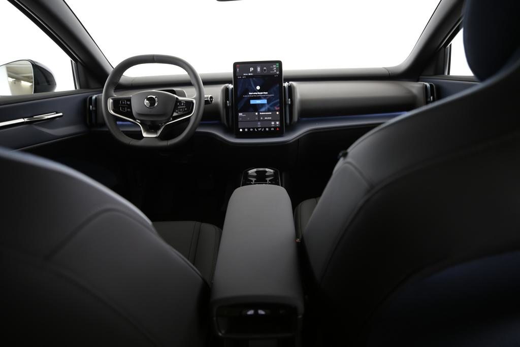 VOLVO EX30 E60 Plus Swiss Black Edition, Elettrica, Auto nuove, Automatico - 7