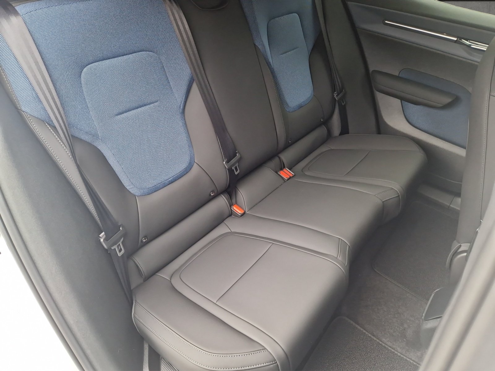 VOLVO EX30 E60 Core, Elettrica, Auto nuove, Automatico - 2