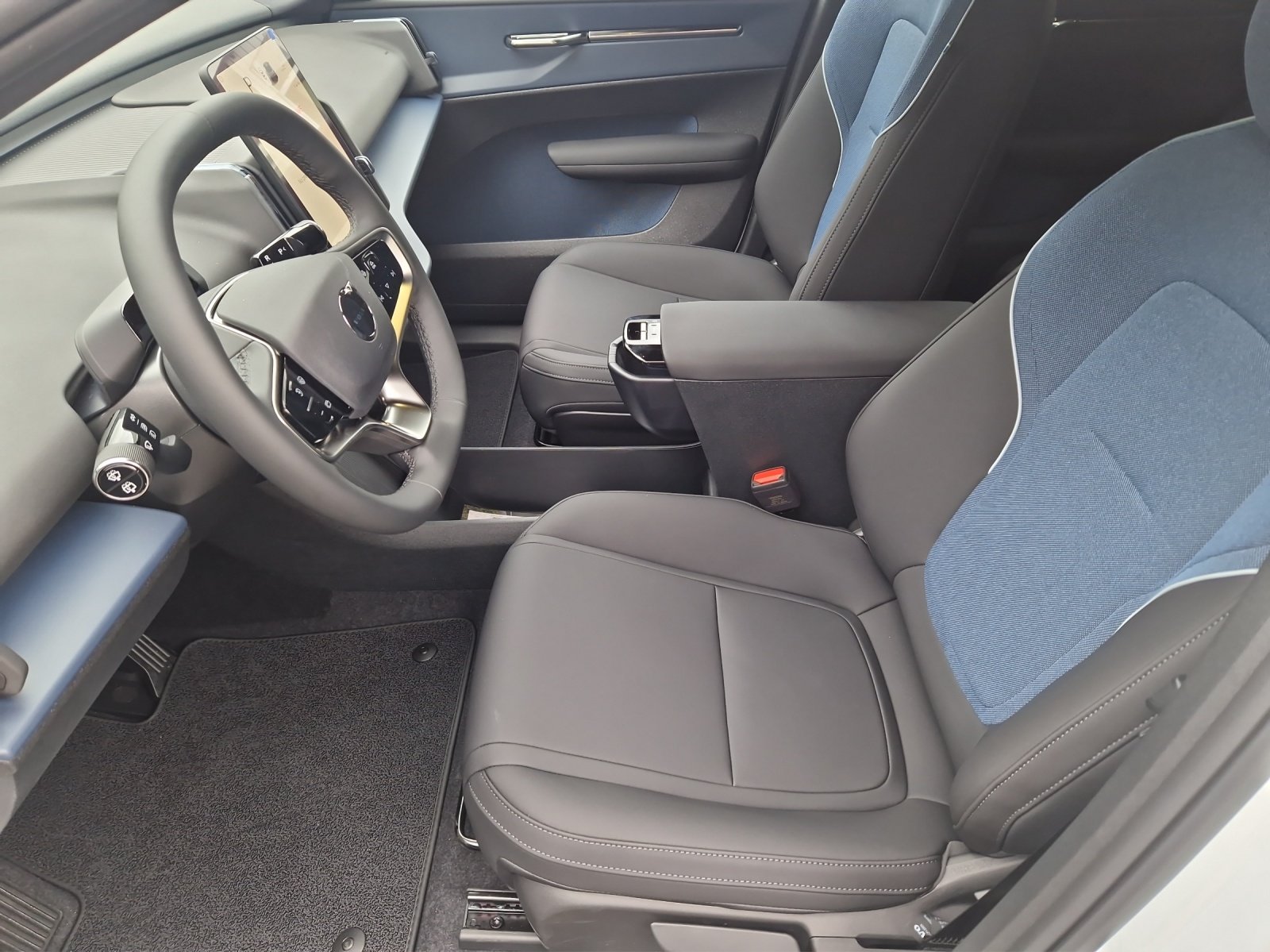 VOLVO EX30 E60 Core, Elettrica, Auto nuove, Automatico - 6