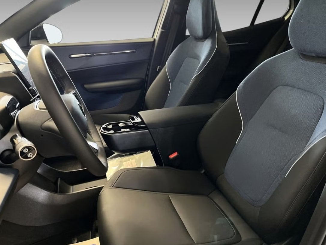 VOLVO EX30 E60 69kWh Twin Ultra, Elektro, Neuwagen, Automatik - 3