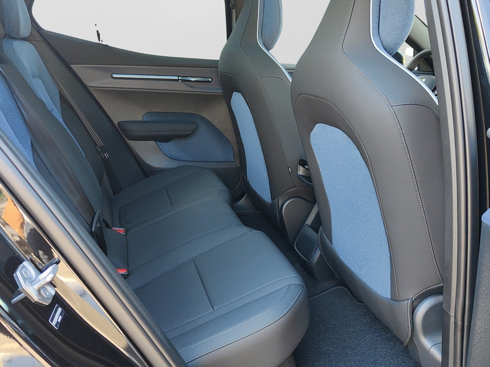VOLVO EX30 E60 Twin Ultra Performance AWD, Electric, New car, Automatic - 6