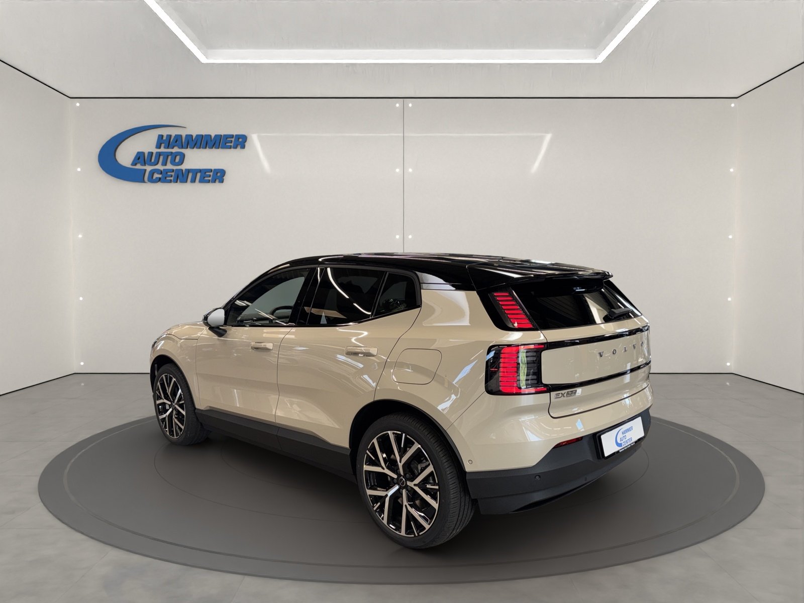 VOLVO EX30 E60 Twin Ultra Performance AWD, Electric, New car, Automatic - 3
