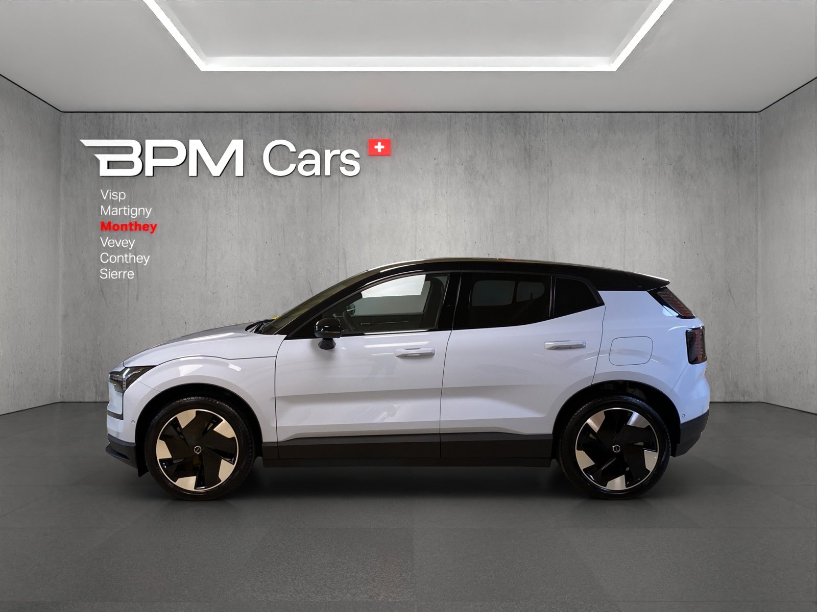 VOLVO EX30 Cross Country E60 69kWh Twin Performance AWD, Elettrica, Auto nuove, Automatico - 4