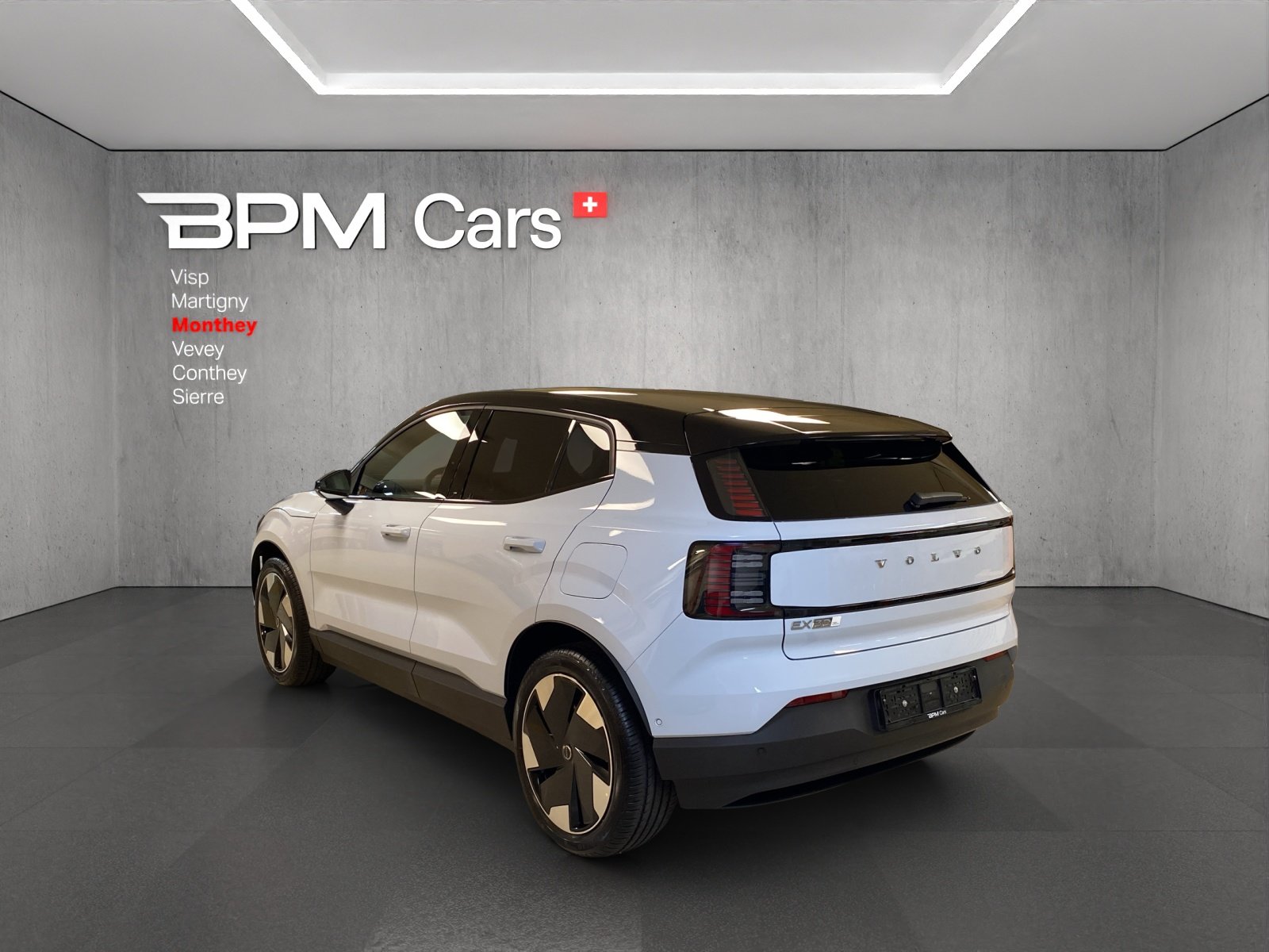 VOLVO EX30 Cross Country E60 69kWh Twin Performance AWD, Elettrica, Auto nuove, Automatico - 5