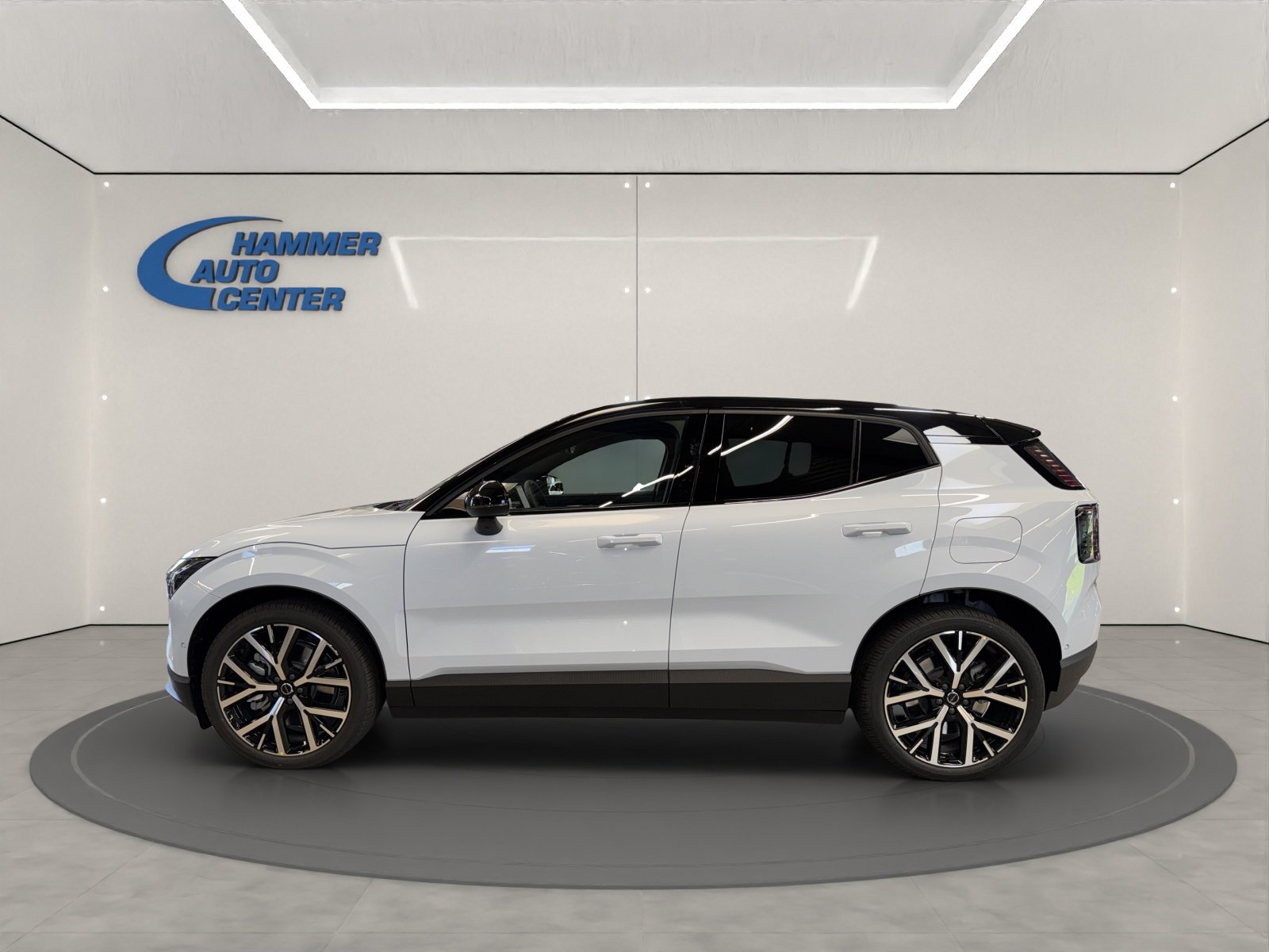 VOLVO EX30 P8 Ultra AWD, Elektro, Neuwagen, Automatik - 2