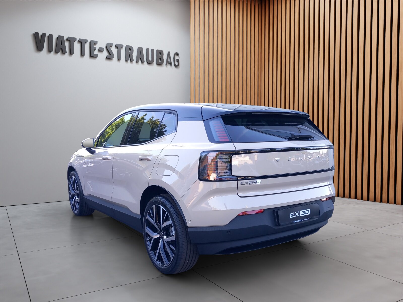 VOLVO EX30 E60 Twin Ultra Performance AWD, Elettrica, Auto nuove, Automatico - 3