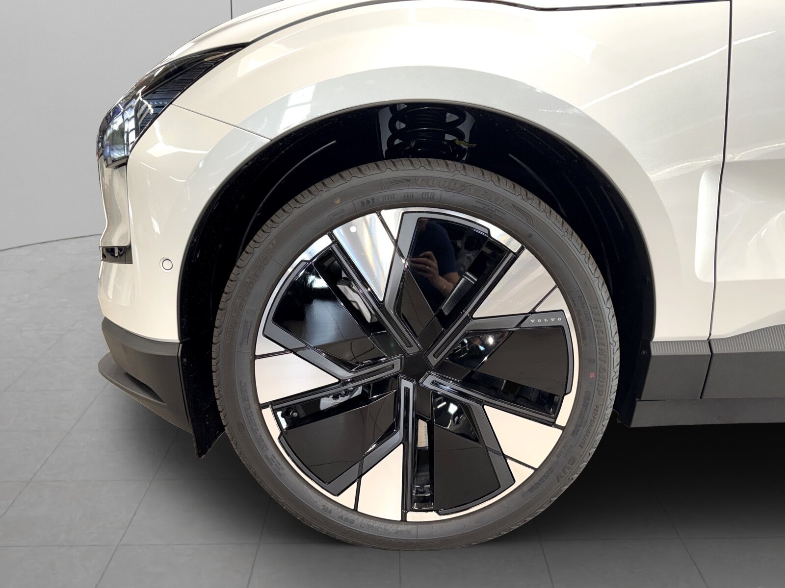 VOLVO EX30 E60 Twin Ultra Performance AWD, Elettrica, Auto nuove, Automatico - 7