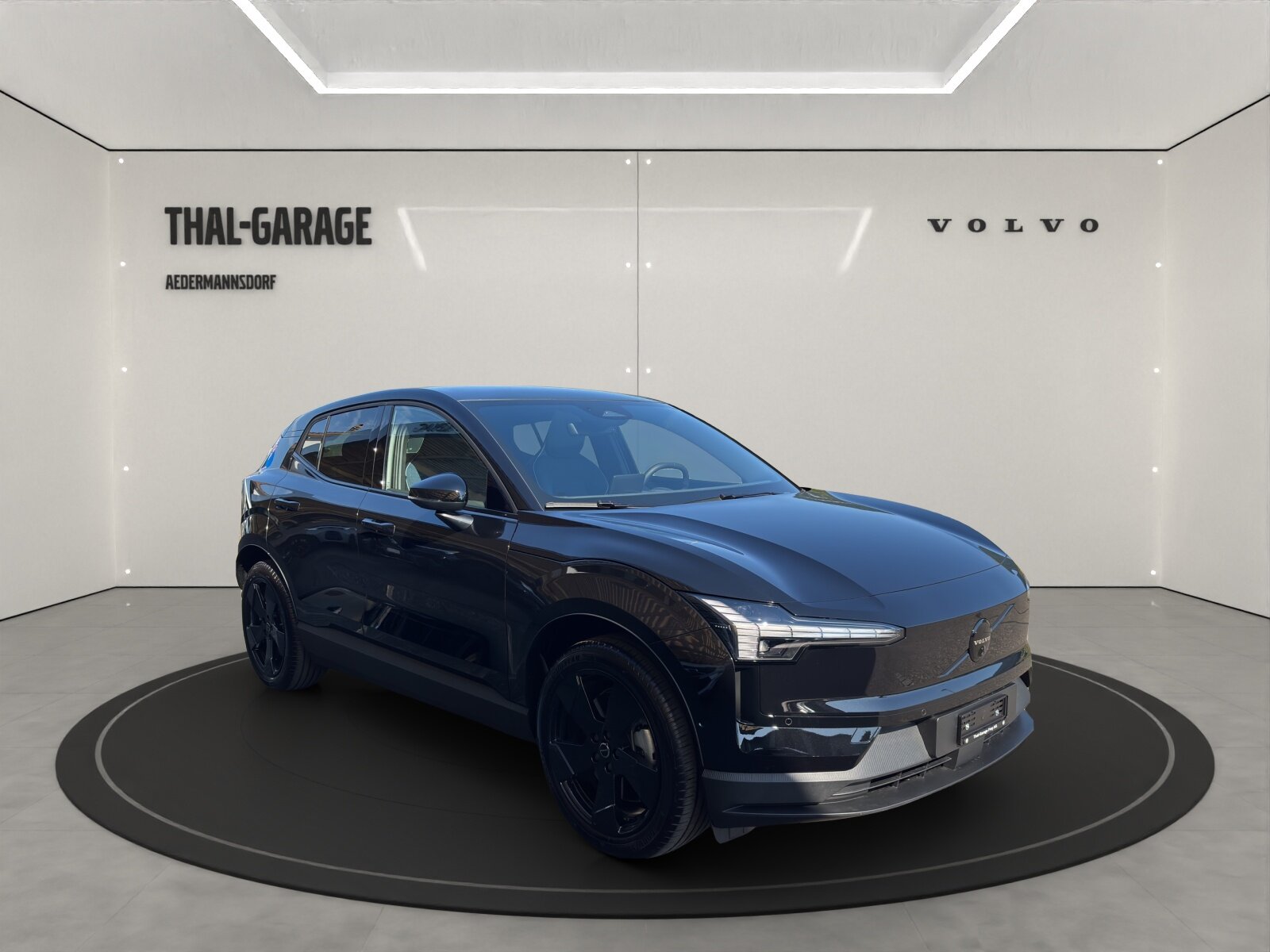 VOLVO EX30 E60 Twin Ultra Performance Sw. Black Ed. AWD, Electric, New car, Automatic - 3