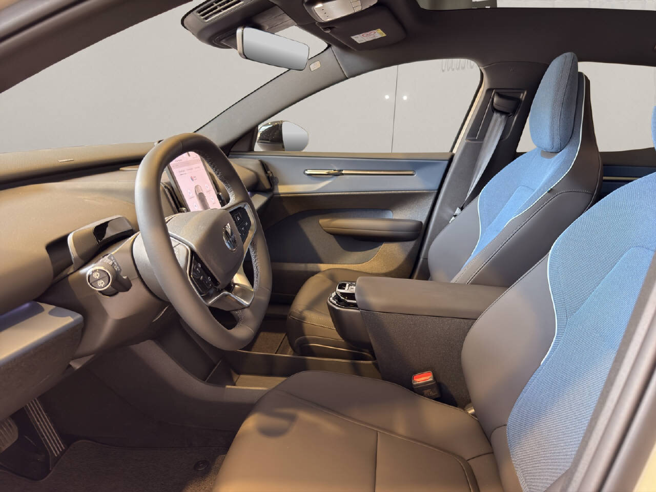 VOLVO EX30 E60 Twin Ultra Performance AWD, Électrique, Voiture nouvelle, Automatique - 5
