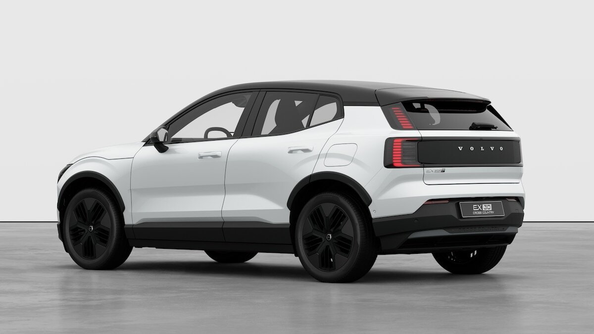 VOLVO EX30 CC P8 Ultra AWD, Elektro, Neuwagen, Automatik - 2