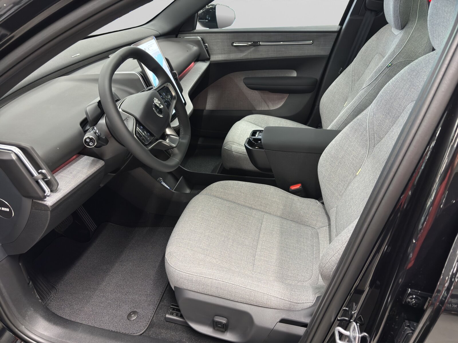 VOLVO EX30 P8 Ultra AWD, Électrique, Voiture nouvelle, Automatique - 4