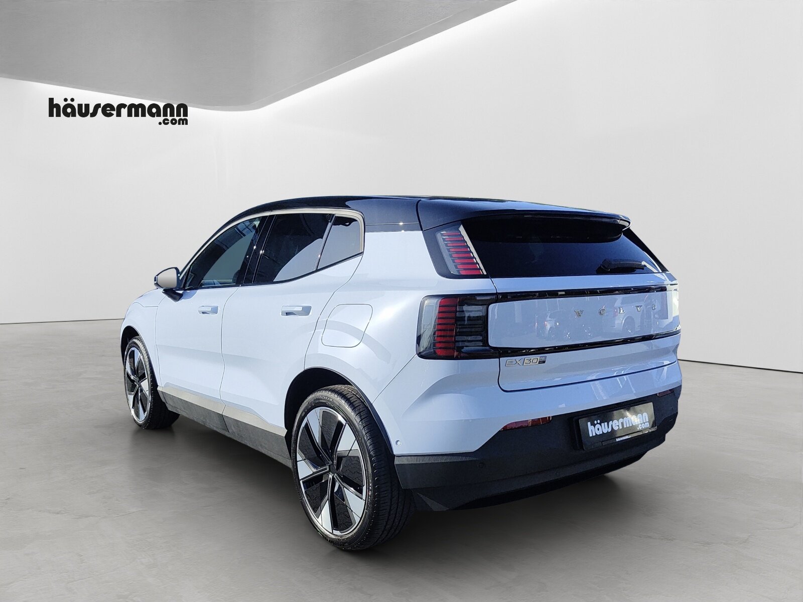 VOLVO EX30 P8 Ultra AWD, Elektro, Neuwagen, Automatik - 4