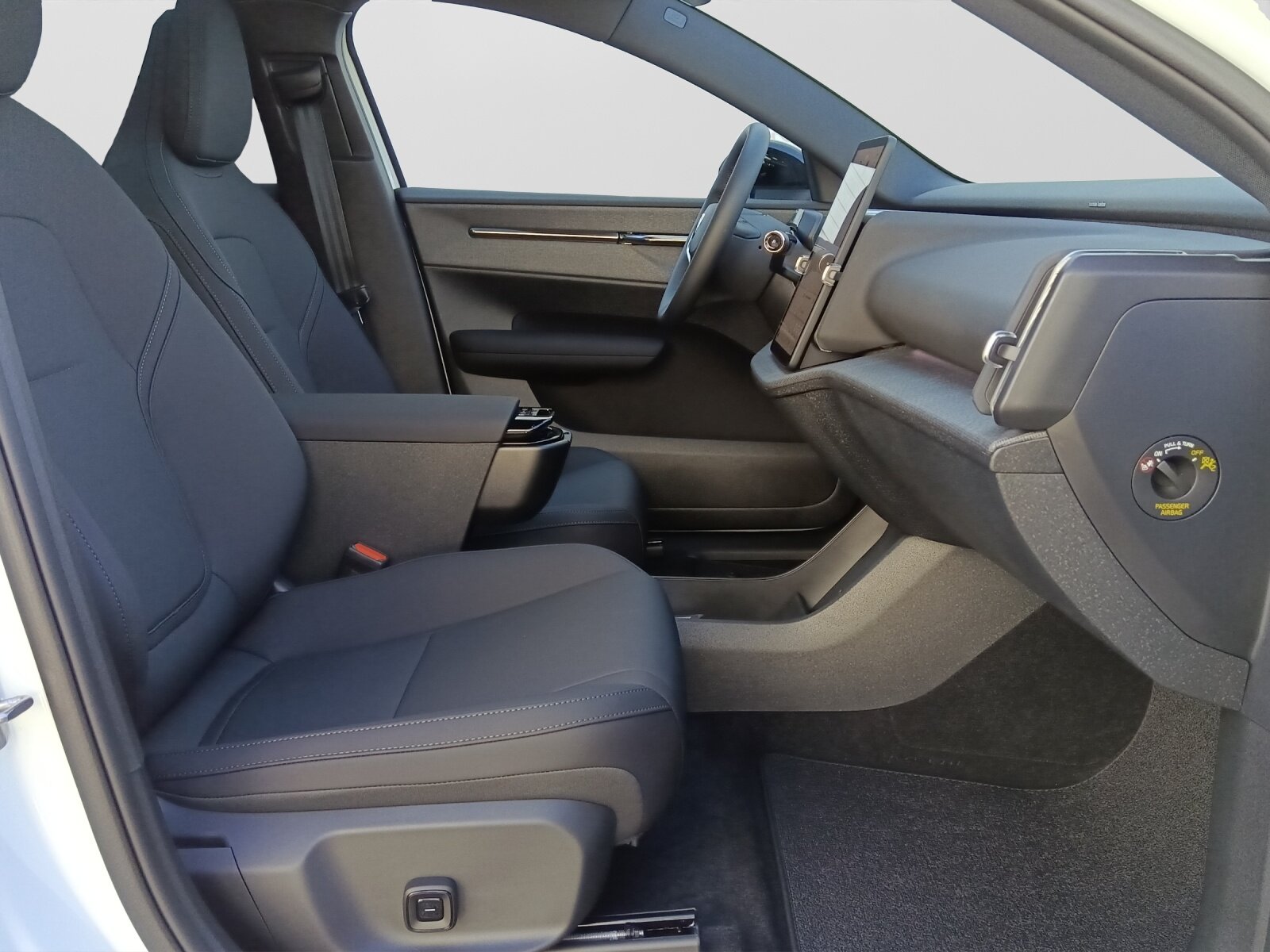 VOLVO EX30 E60 Twin Ultra Performance, Electric, New car, Automatic - 5