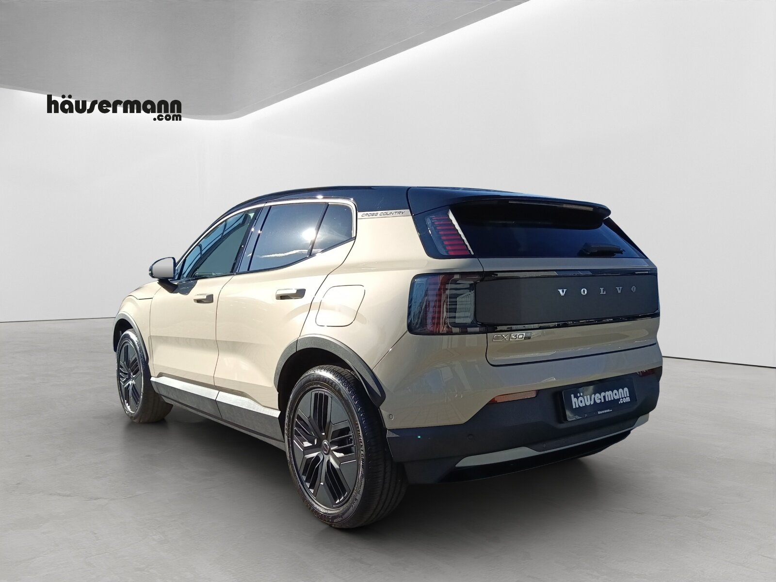 VOLVO EX30 CC P8 Ultra AWD, Elettrica, Auto nuove, Automatico - 4