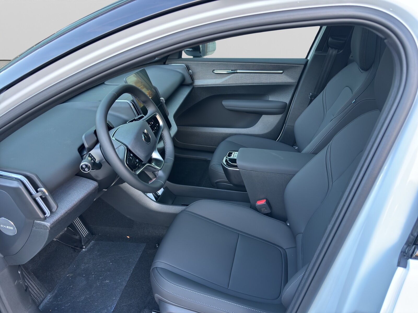VOLVO EX30 P8 Ultra AWD, Electric, New car, Automatic - 4