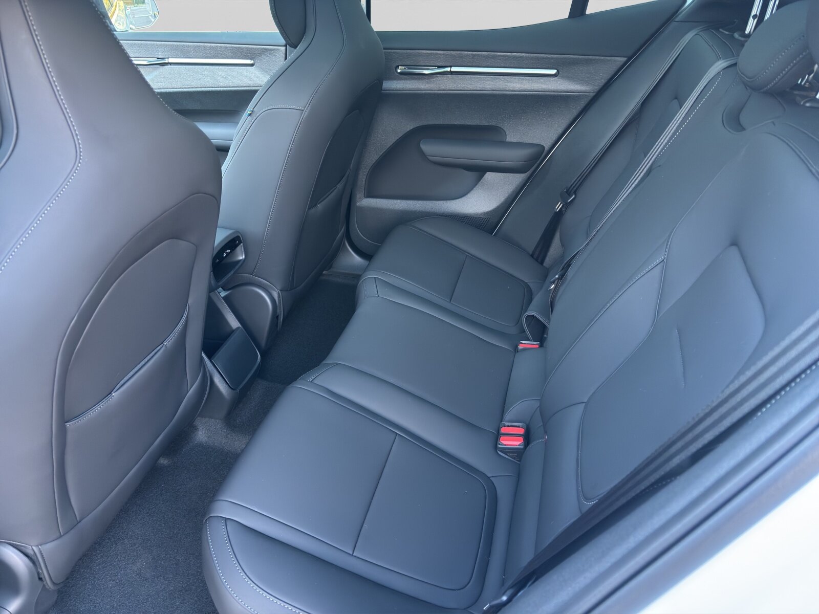 VOLVO EX30 P8 Ultra AWD, Electric, New car, Automatic - 5