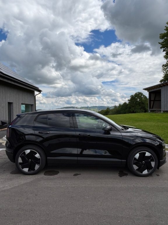 VOLVO EX 30 E60 Ultra, Elektro, Neuwagen, Automatik - 5