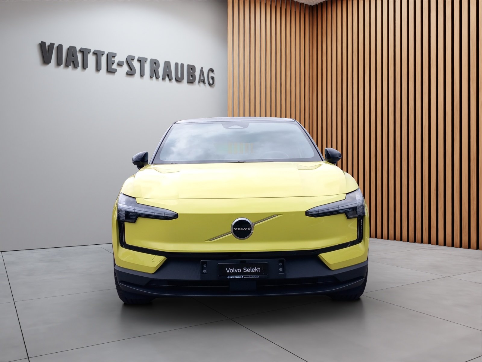 VOLVO EX30 E60 Plus 69kWh Single Motor Extended Range Plus, Elektro, Occasion / Gebraucht, Automatik - 4