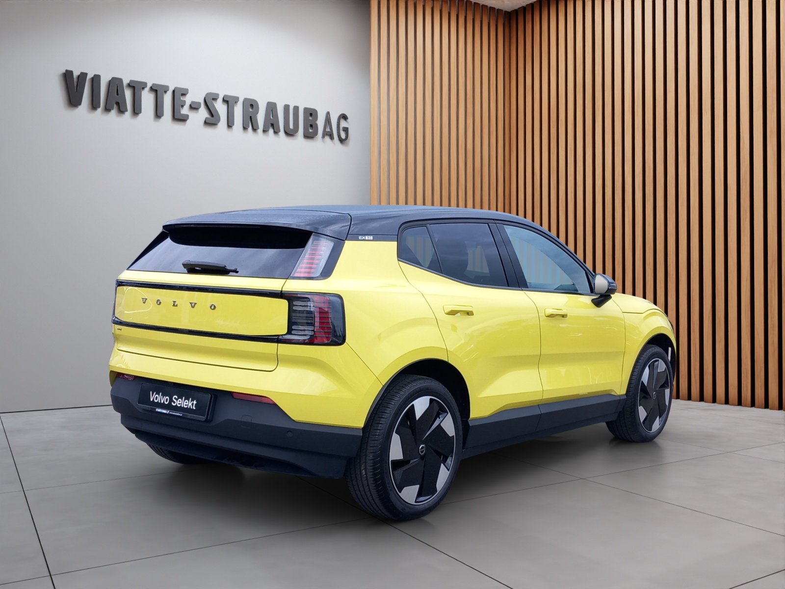 VOLVO EX30 E60 Plus 69kWh Single Motor Extended Range Plus, Elektro, Occasion / Gebraucht, Automatik - 7