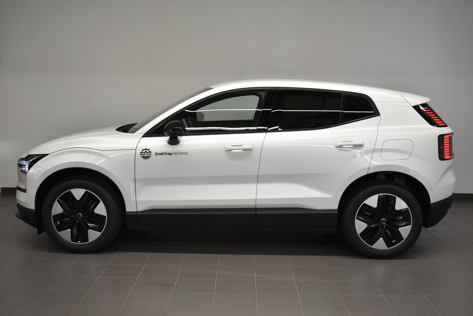 VOLVO EX30 E60 Core, Électrique, Occasion / Utilisé, Automatique - 3