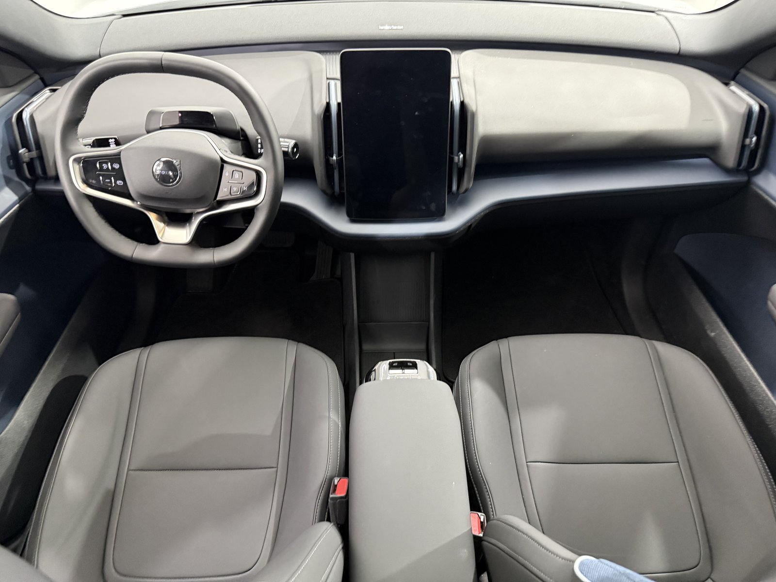 VOLVO EX30 CC E60 Twin Performance A, Electric, Second hand / Used, Automatic - 5