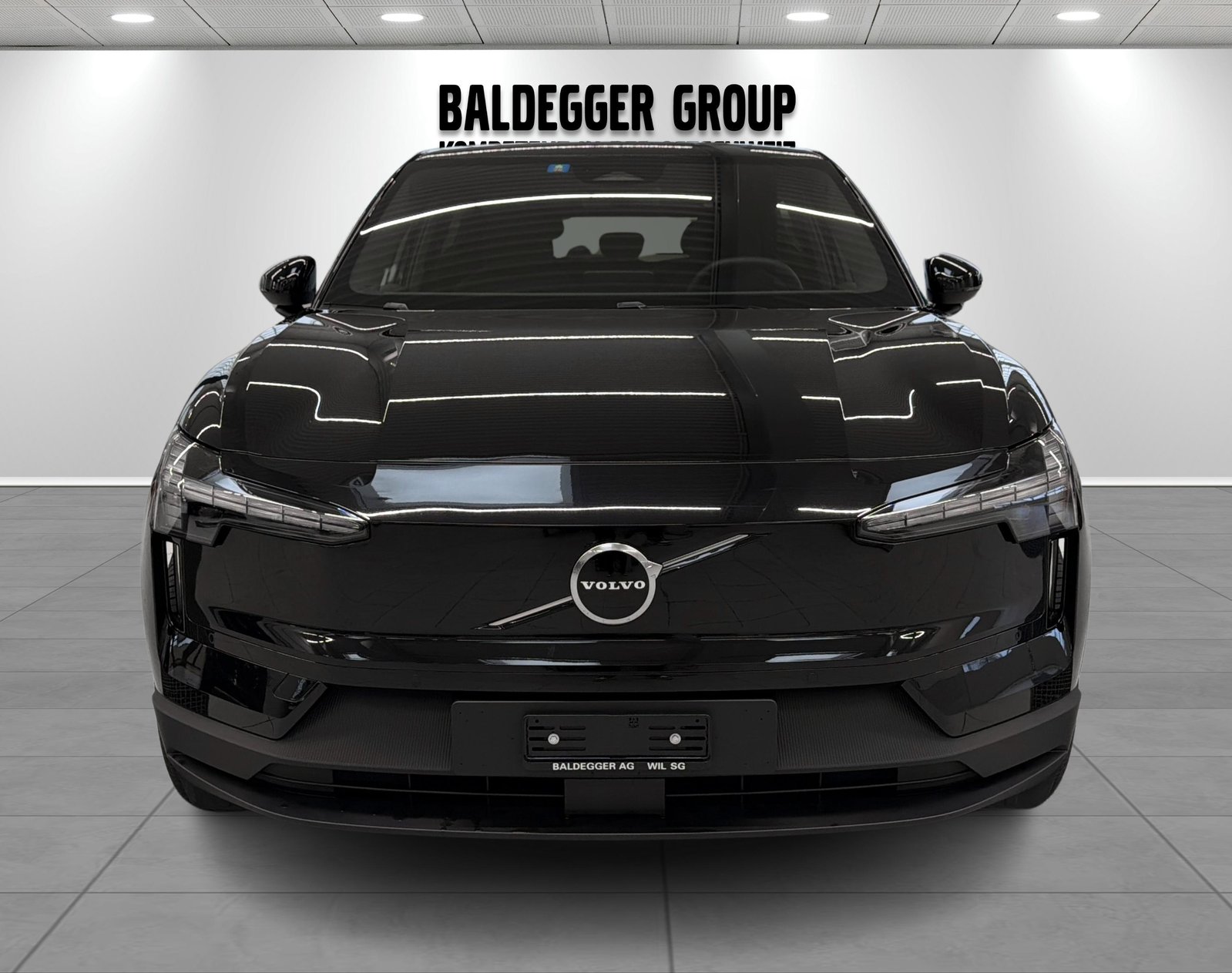 VOLVO EX30 E40 Core, Électrique, Occasion / Utilisé, Automatique - 4