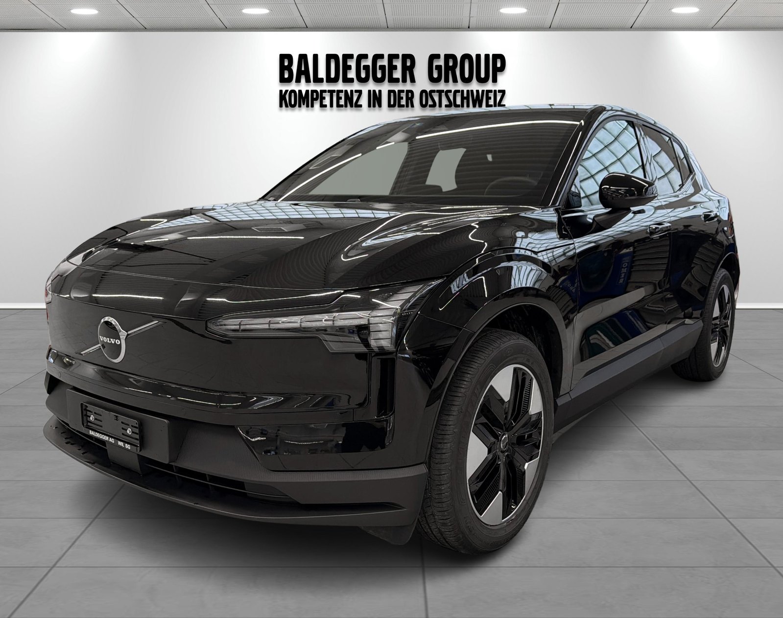 VOLVO EX30 E40 Core, Électrique, Occasion / Utilisé, Automatique - 6