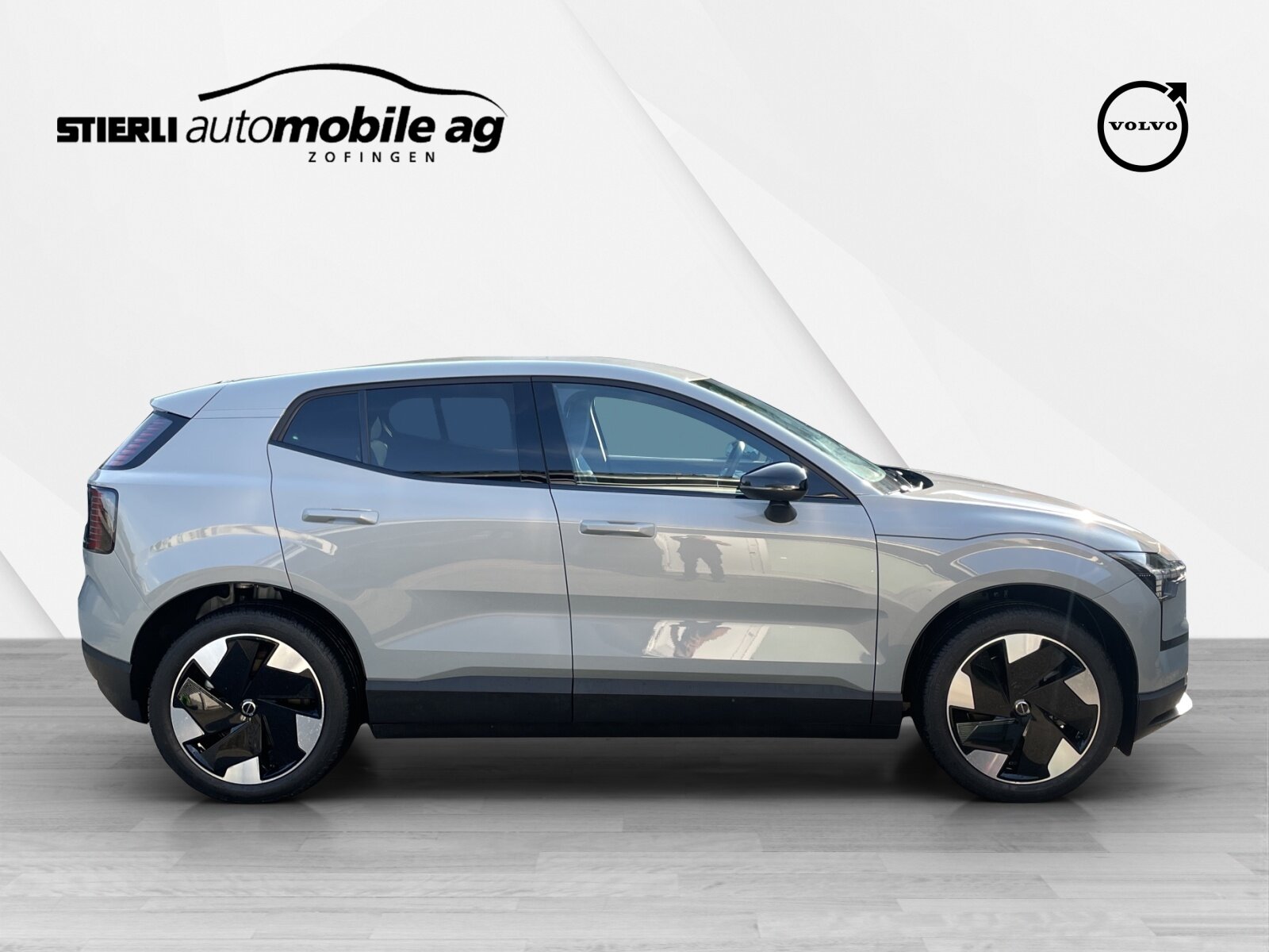 VOLVO EX30 E60 Plus, Électrique, Occasion / Utilisé, Automatique - 4