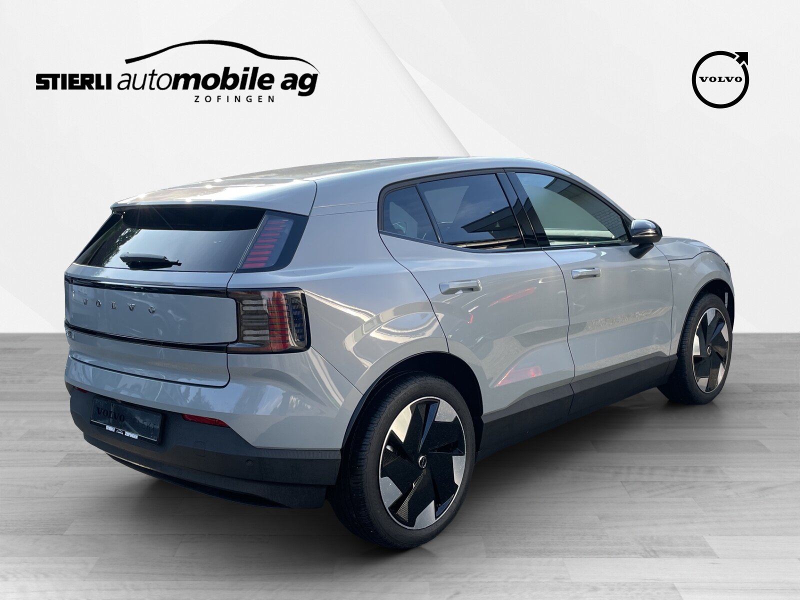 VOLVO EX30 E60 Plus, Électrique, Occasion / Utilisé, Automatique - 5