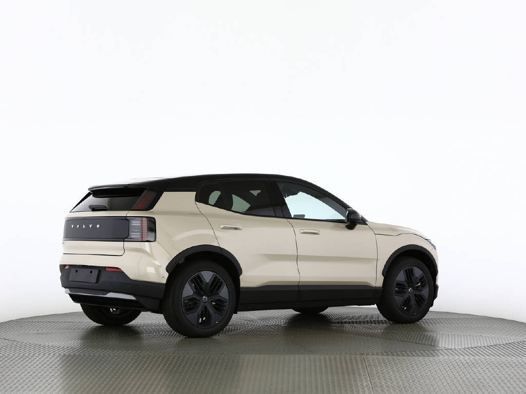 VOLVO EX30 CC Cross Country E60 Twin Performance AWD, Elettrica, Auto dimostrativa, Automatico - 5