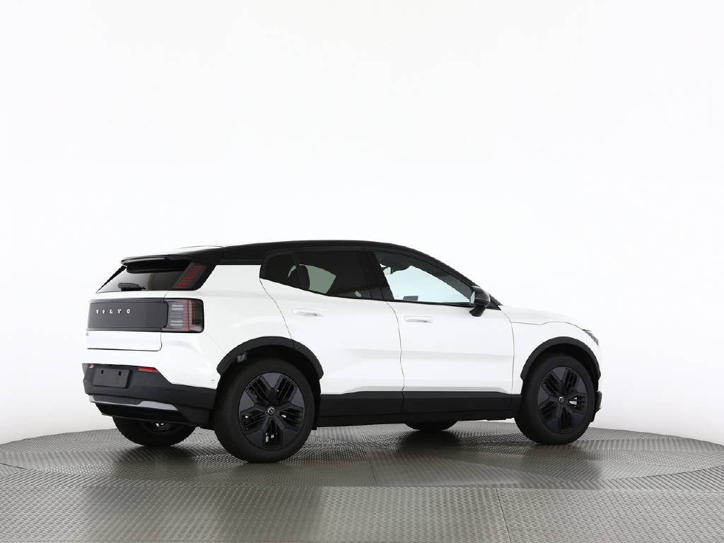 VOLVO EX30 Cross Country P8 Twin Performance AWD, Elektro, Vorführwagen, Automatik - 5