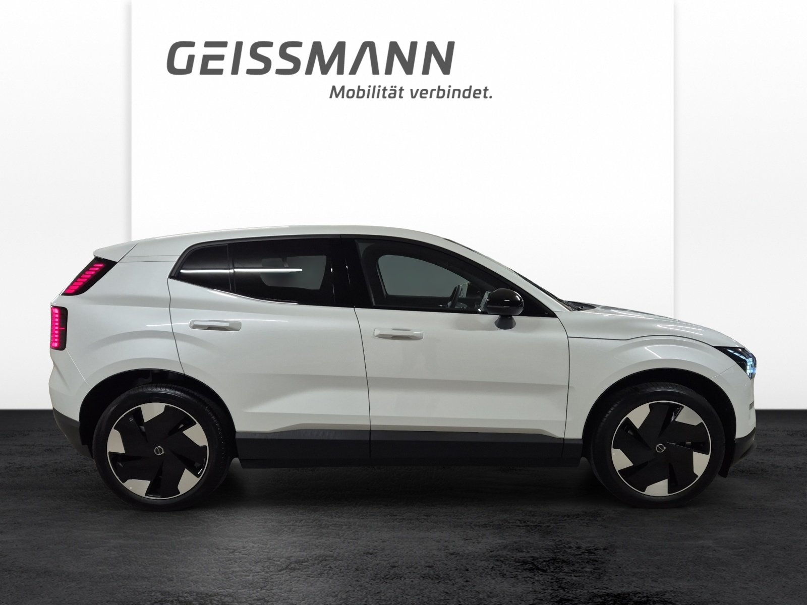 VOLVO EX30 E60 Plus, Elektro, Vorführwagen, Automatik - 4