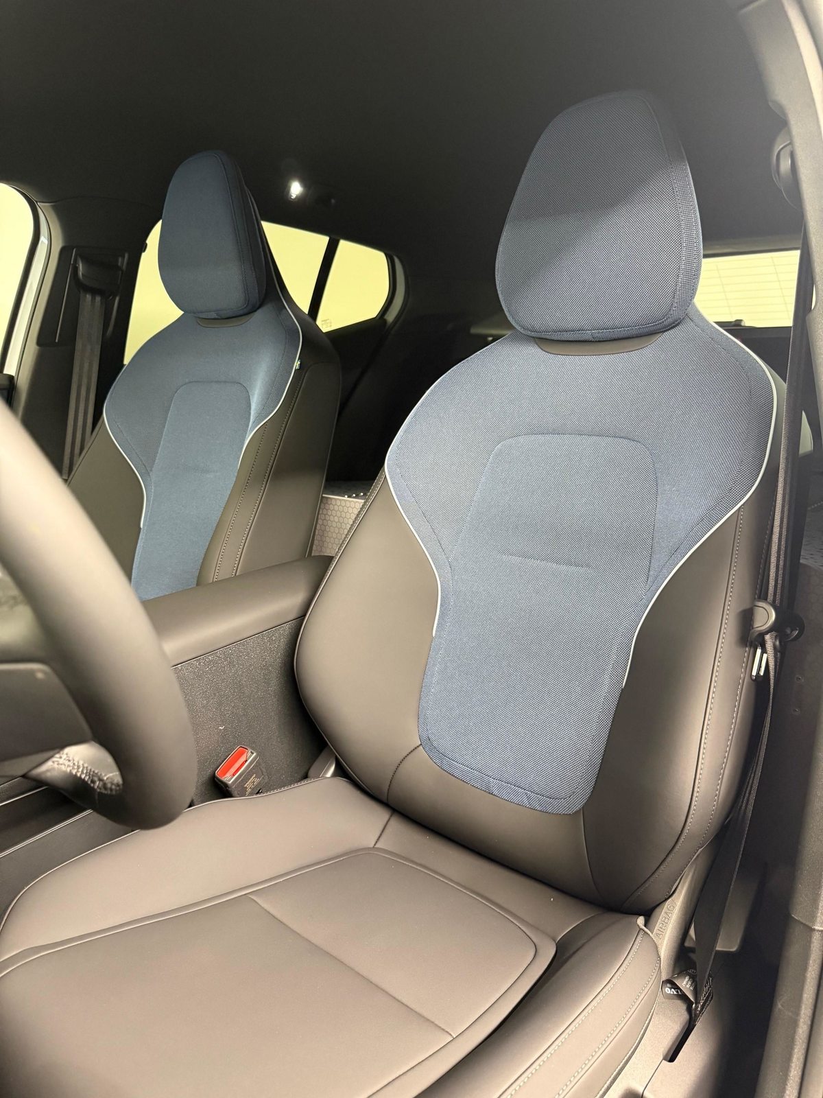 VOLVO EX30 E60 Core, Électrique, Voiture de démonstration, Automatique - 7