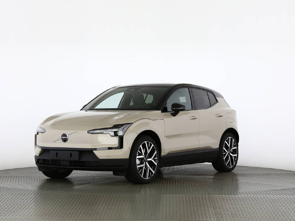 VOLVO EX30 P8 Twin Ultra Performance AWD