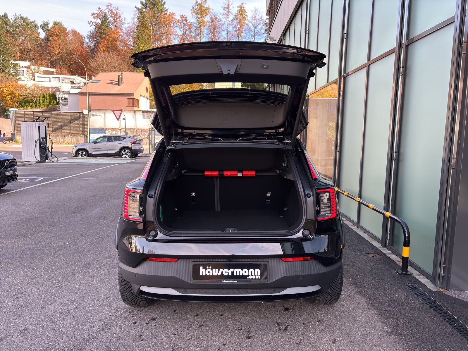 VOLVO EX30 CC E60 Cross Country AWD Twin Performance, Elektro, Vorführwagen, Automatik - 6
