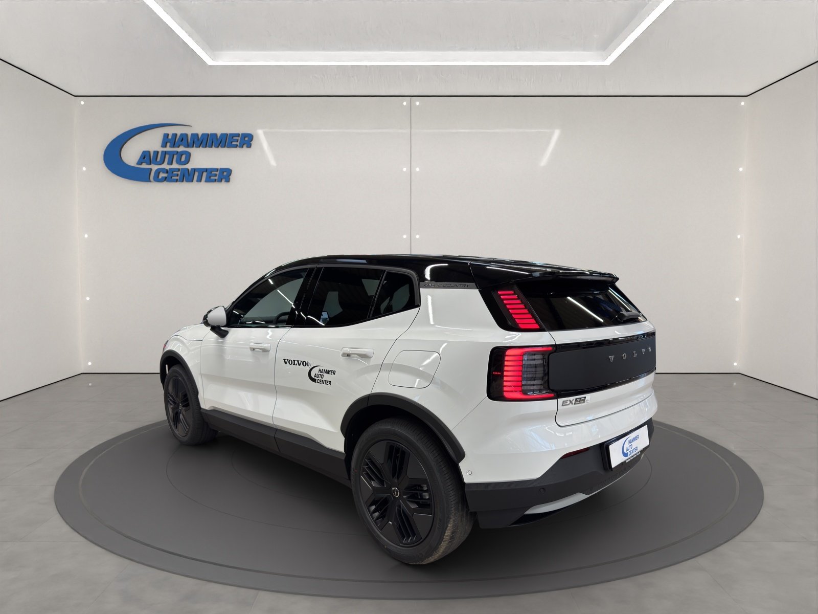VOLVO EX30 CC E60 Twin Performance AWD, Electric, Ex-demonstrator, Automatic - 3
